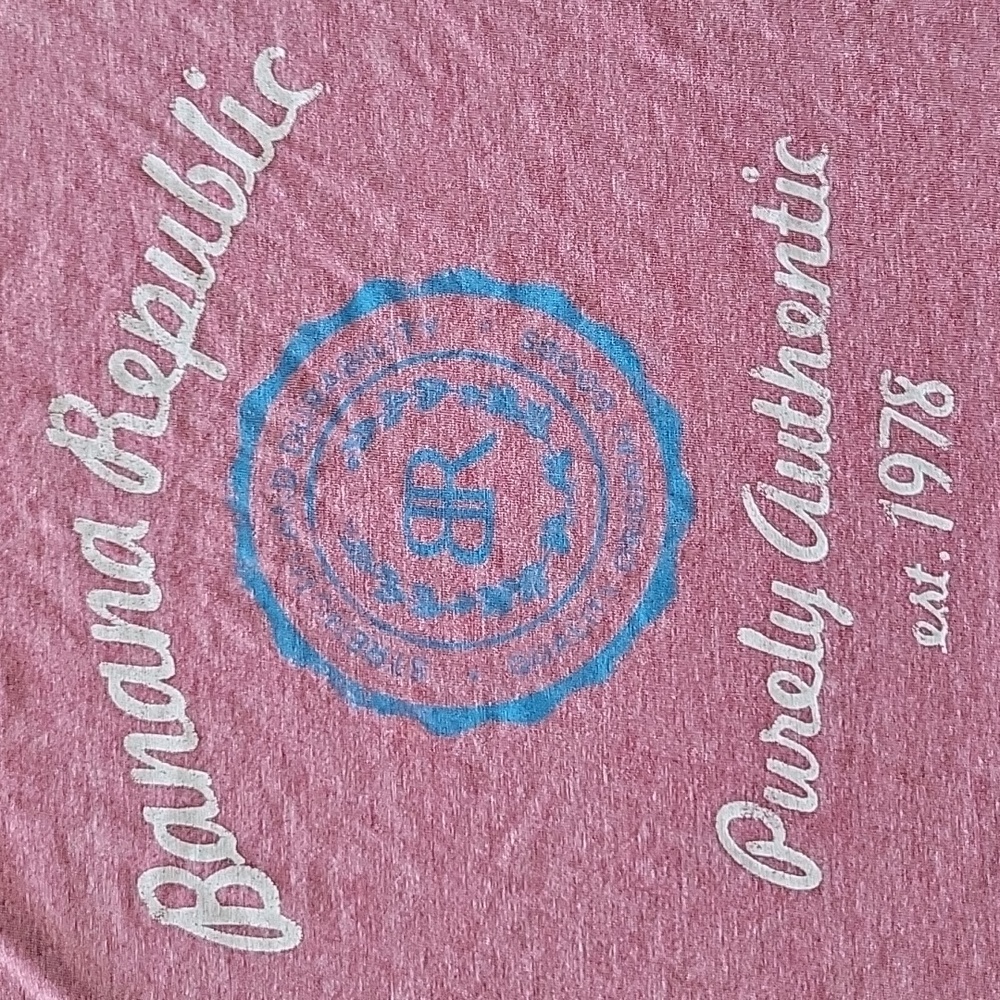 Banana Republic graphic tee Medium Faded Pink